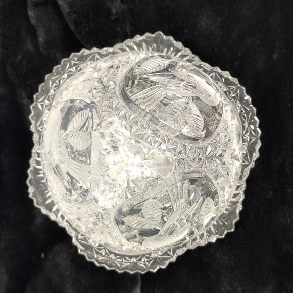 Hofbauer Crystal Candy Dish with Lid, Vintage, "The Birds Collection" - Picture 3 of 13